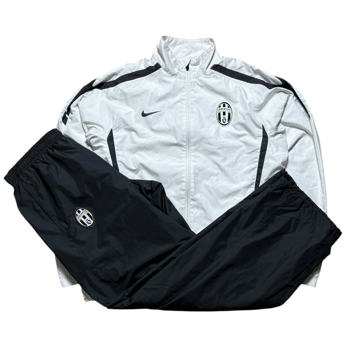 Nike Juventus Tracksuit -L-