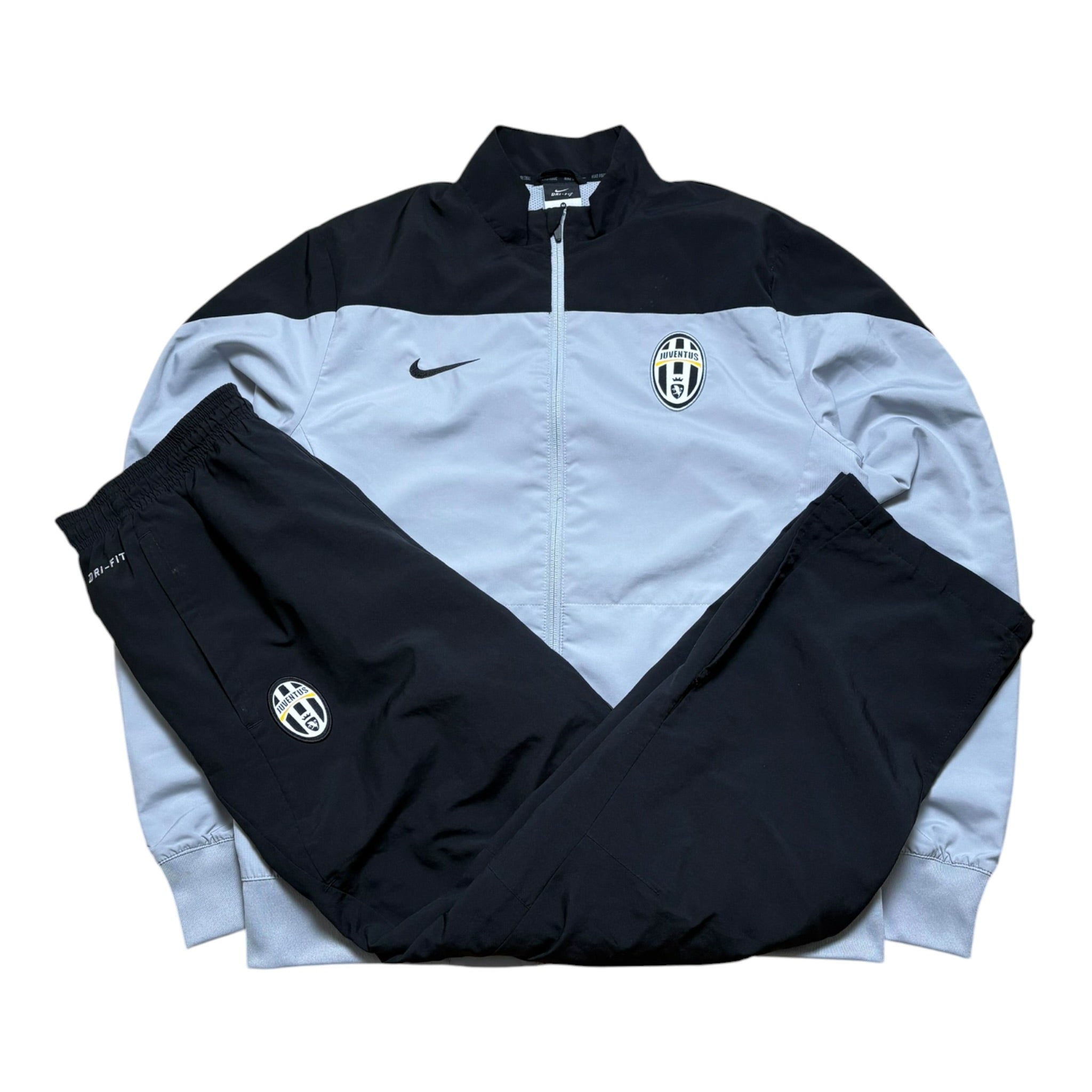 Nike Juventus Tracksuit -M-