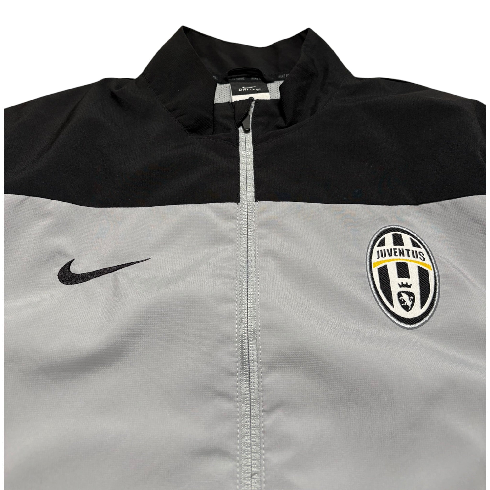 Nike Juventus Tracksuit -M-