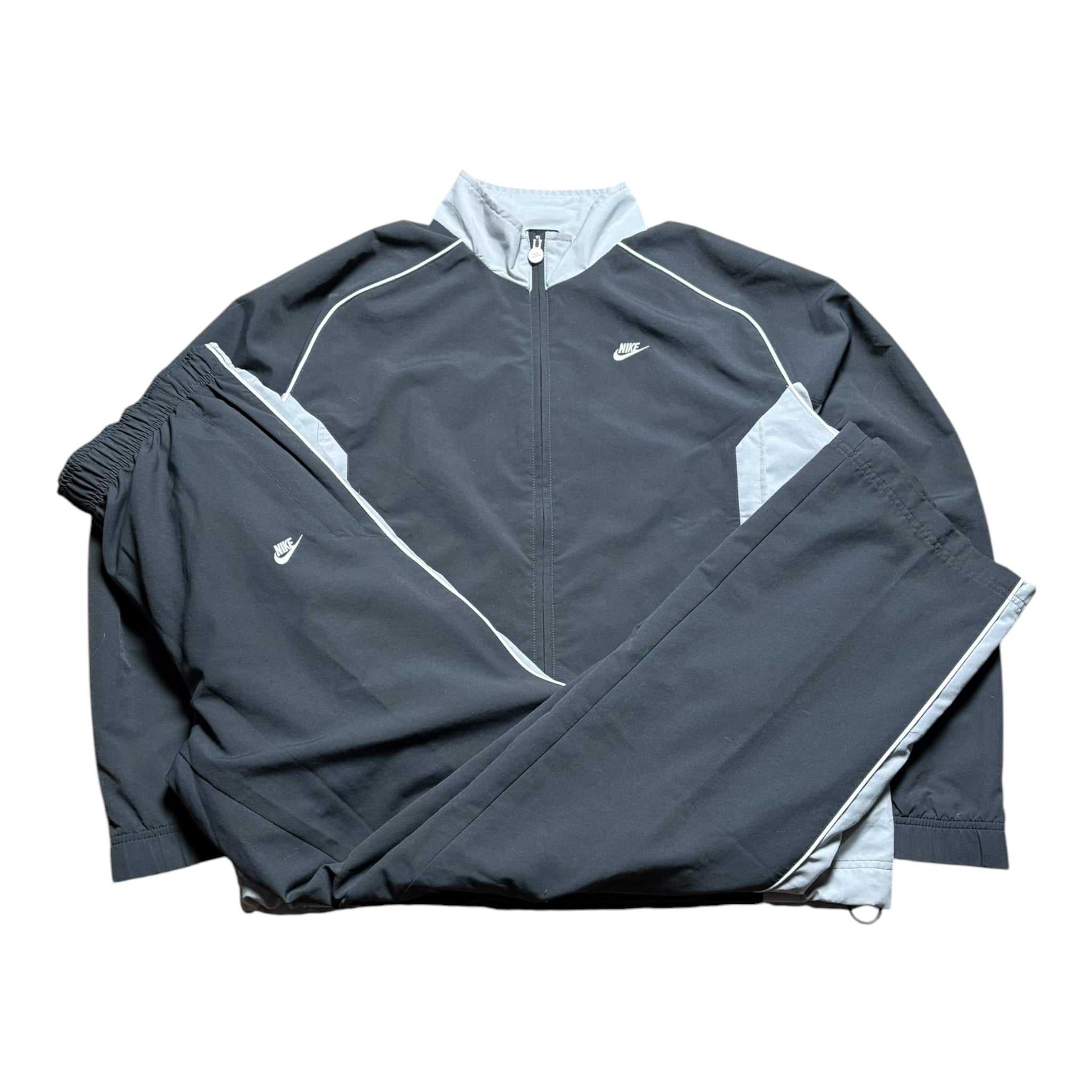 Nike Tracksuit -L-